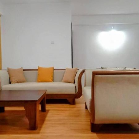 Nuwaraeliya Penthouse Apartment With Pool & Panaromic Views Νουβάρα Ελίγια Εξωτερικό φωτογραφία